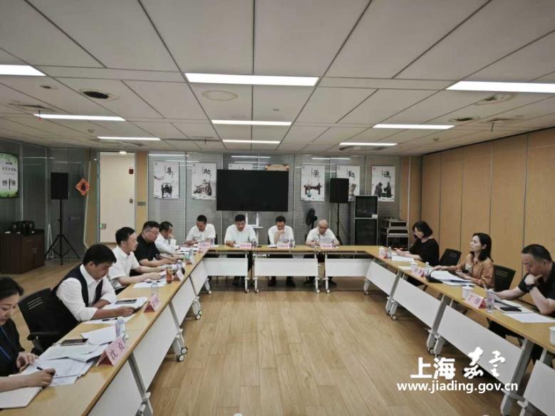 区人力资源社会保障局领导走访调研区就业促进中心